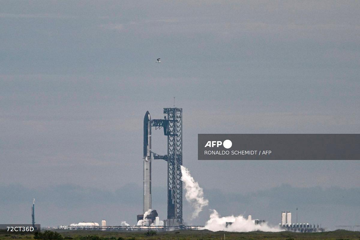 SpaceX’s Starship is seen on the launchpad in Starbase, Texas, on August 24, 2025. - RONALDO SCHEMIDT / AFP