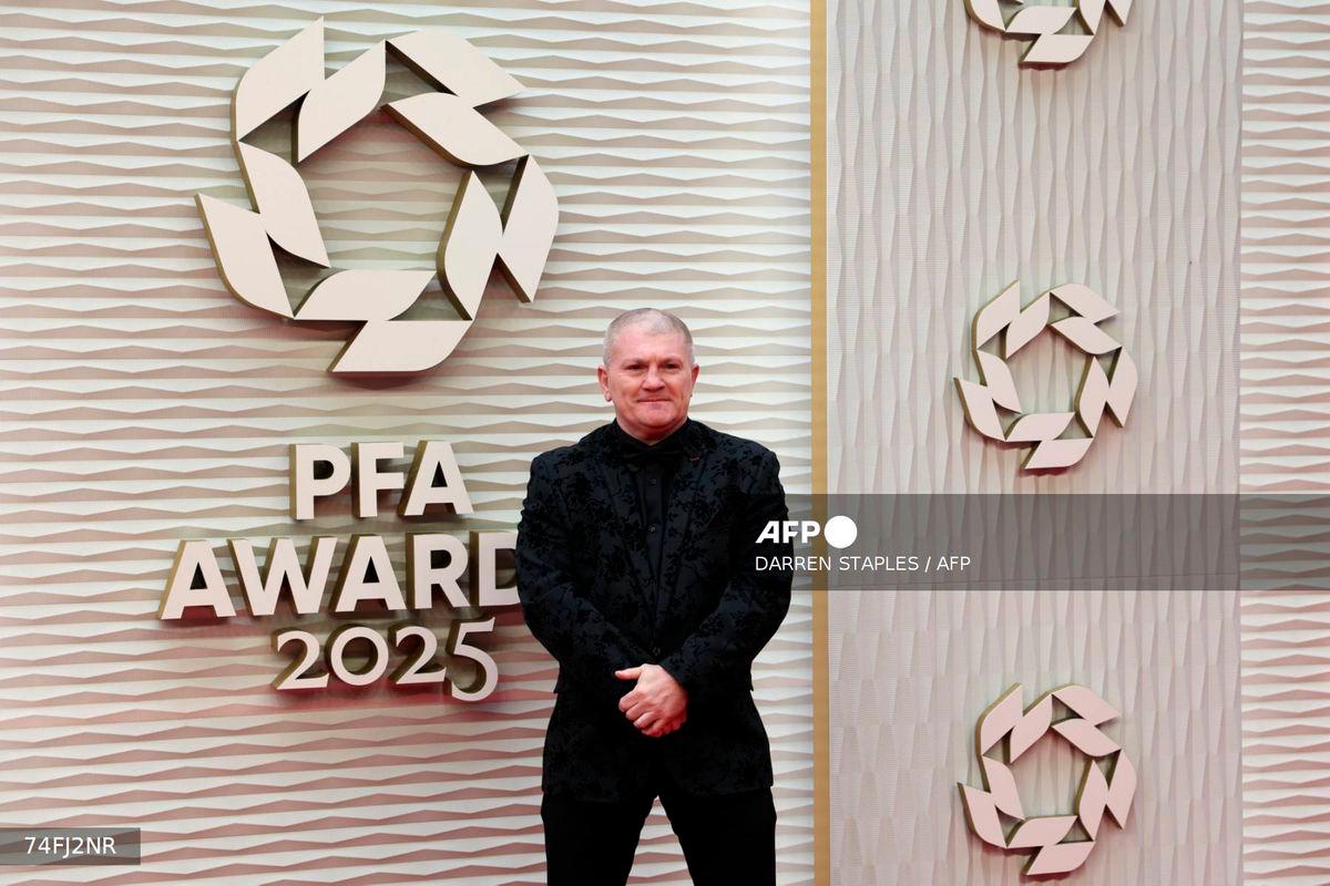 Former British boxer Ricky Hatton poses upon arrival to attend the 2024-2025 Professional Footballers’ Association (PFA) awards, at the Opera House in Manchester, northern England, on August 19, 2025. (Photo by Darren Staples / AFP)