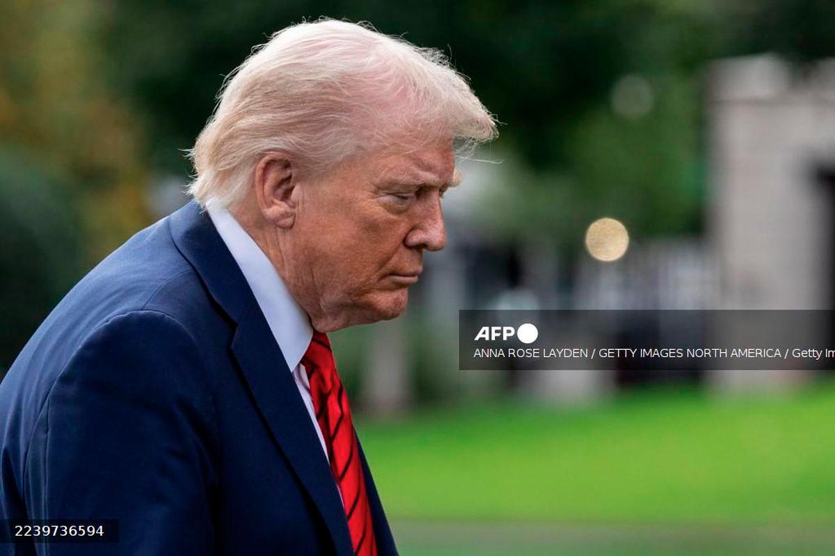 U.S. President Donald Trump returns to the White House following a visit to Walter Reed National Military Medical Center on October 10, 2025 in Washington, DC. - Getty Images via AFP