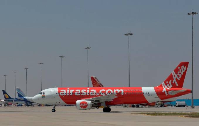 AirAsia, AirAsia X ink profit-sharing agreement on KL-Singapore route
