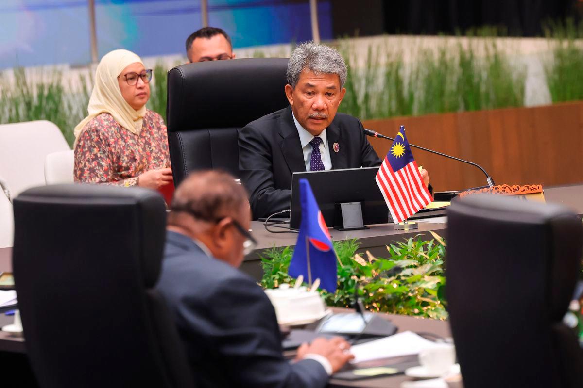 Datuk Seri Mohamad Hasan-BERNAMA