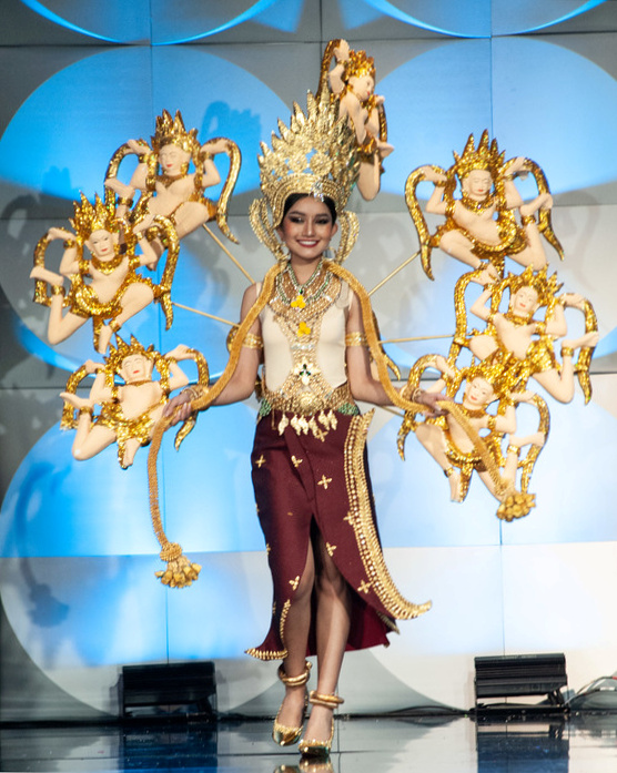 $!Alyna Somnang, Miss Cambodia 2019