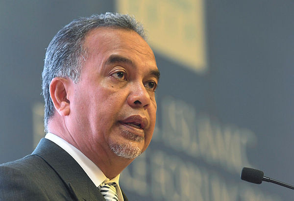 Deputy Finance Minister Datuk Ir Amiruddin Hamzah. — Bernama