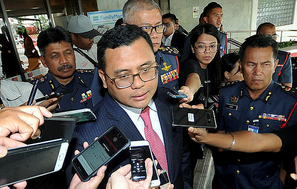 Amirudin denies Selangor exco reshuffle