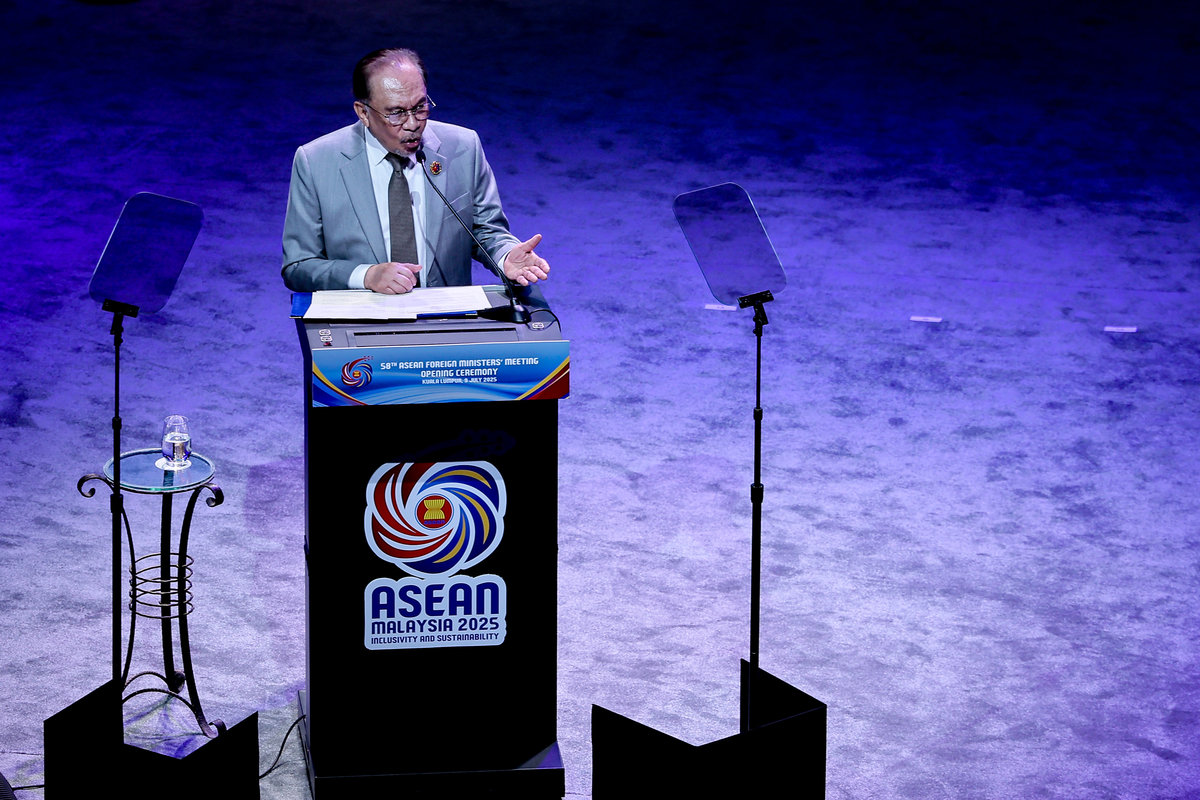 Prime Minister Datuk Seri Anwar Ibrahim delivers his keynote address at the opening ceremony of the 58th ASEAN Foreign Ministers’ Meeting (AMM) and related meetings at the Kuala Lumpur Convention Centre yesterday. - BERNAMA