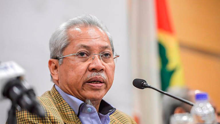 Perak MB crisis not national issue — Annuar Musa