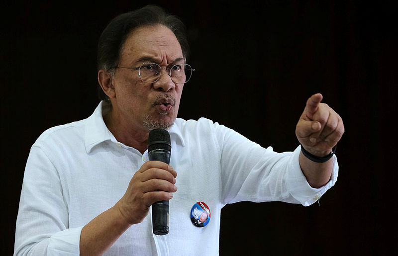 BN MPs torpedoed bill to restore status of Sabah, S’wak: Anwar