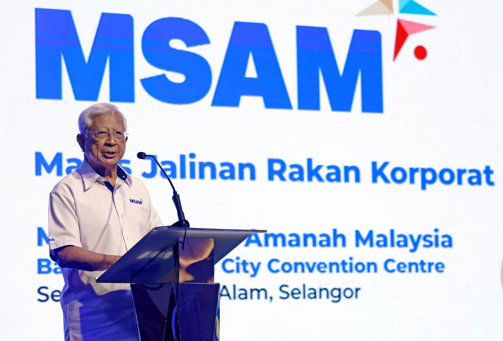 Raja Arshad delivering his speech at the PNB MSAM 2024 hosting event today. – Bernamapic