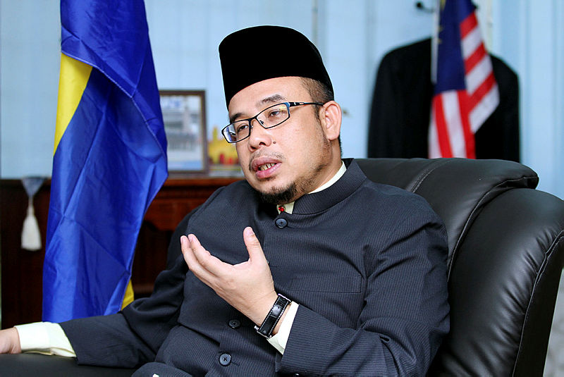 Think as a Malaysian, Perlis mufti told