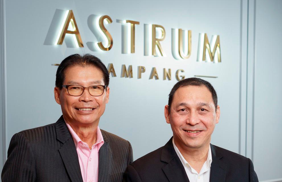 Setia Awan Group central region executive director Ng Teck Hua (left) and Bruyns