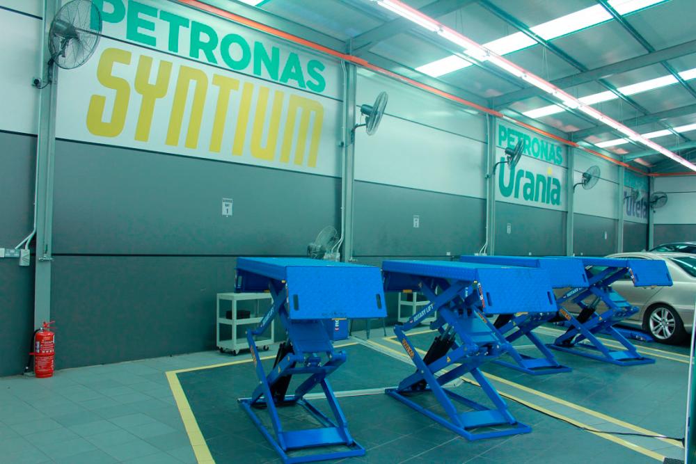 $!Petronas opens Malaysia’s first AutoExpert centre
