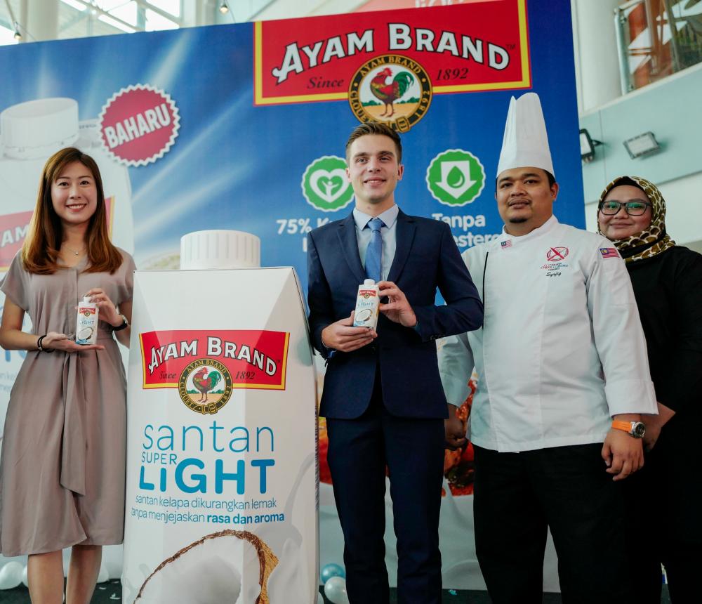 From left: Low, Deverre, Chef Syafiq and GCH Retail (M) Sdn Bhd category manager Noor Azah Salwani during the launch.