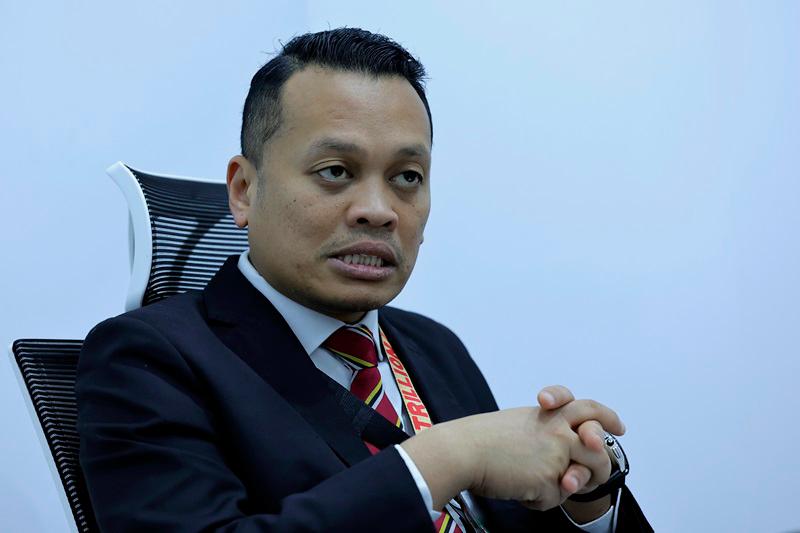 Menteri Sumber Asli dan Kelestarian Alam, Nik Nazmi Nik Ahmad. - fotoBERNAMA