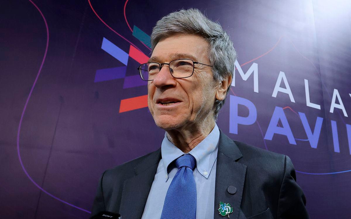 World-renowned economist Prof Jeffrey D. Sachs - BERNAMApix