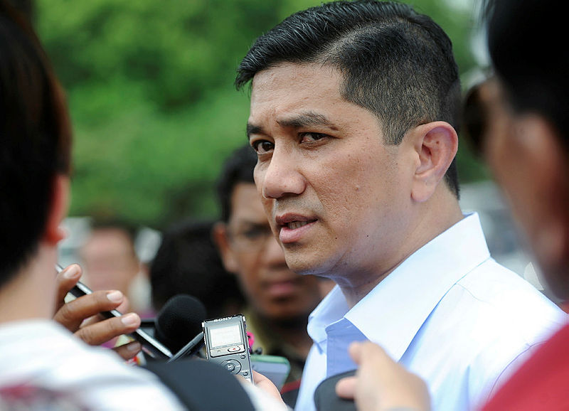 Azmin dismisses rumours of his expulsion from PKR