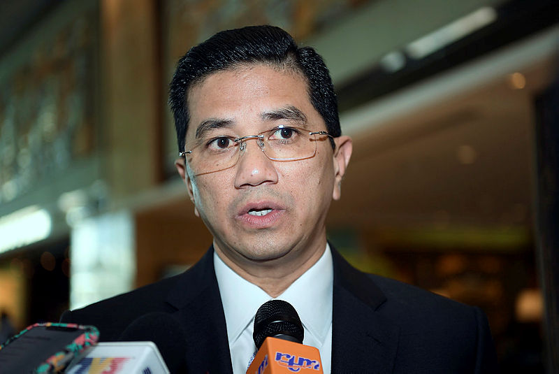 Azmin absent on second day of PKR retreat
