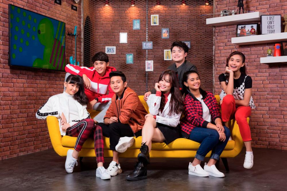 The Mouseketeers are back for Club Mickey Mouse season 3