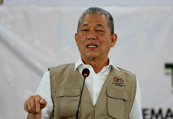 Datuk Seri Fadillah Yusof–Bernamapix