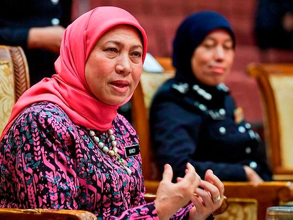 Datuk Seri Nancy Shukri–Bernamapix