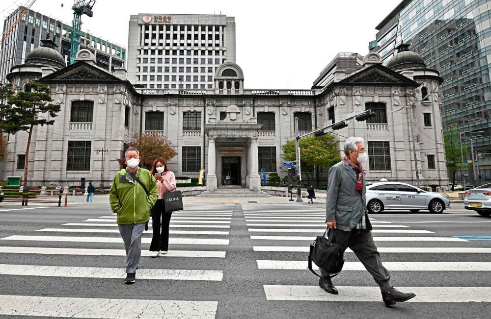 The Bank of Korea headquarters in Seoul. The central bank sharply raised this year’s inflation projection to 4.5% last week from the previous 3.1%. – AFPpix