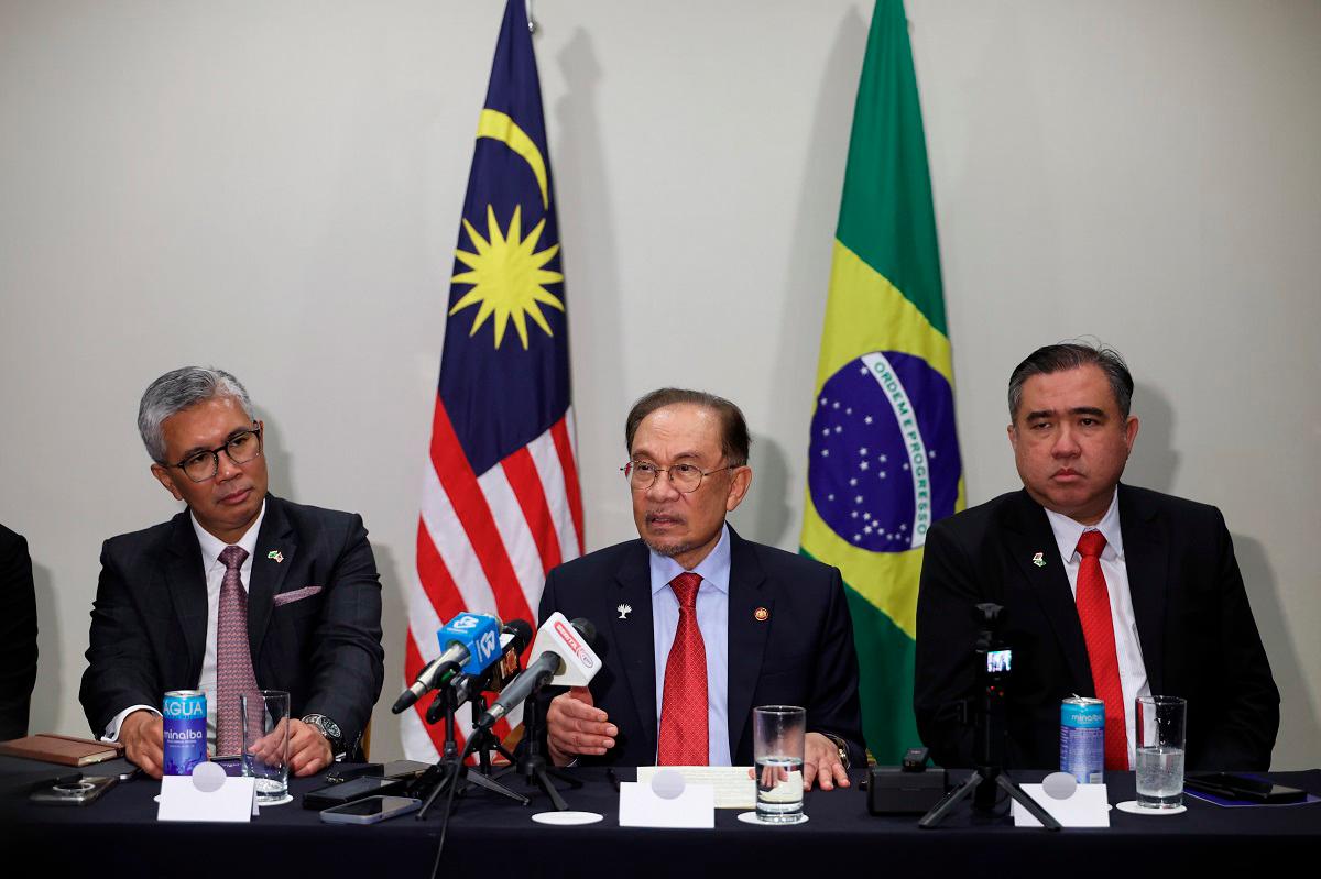Perdana Menteri Datuk Seri Anwar Ibrahim pada sidang media selepas menghadiri Sidang Kemuncak Pemimpin BRICS di sini hari ini. - Bernama