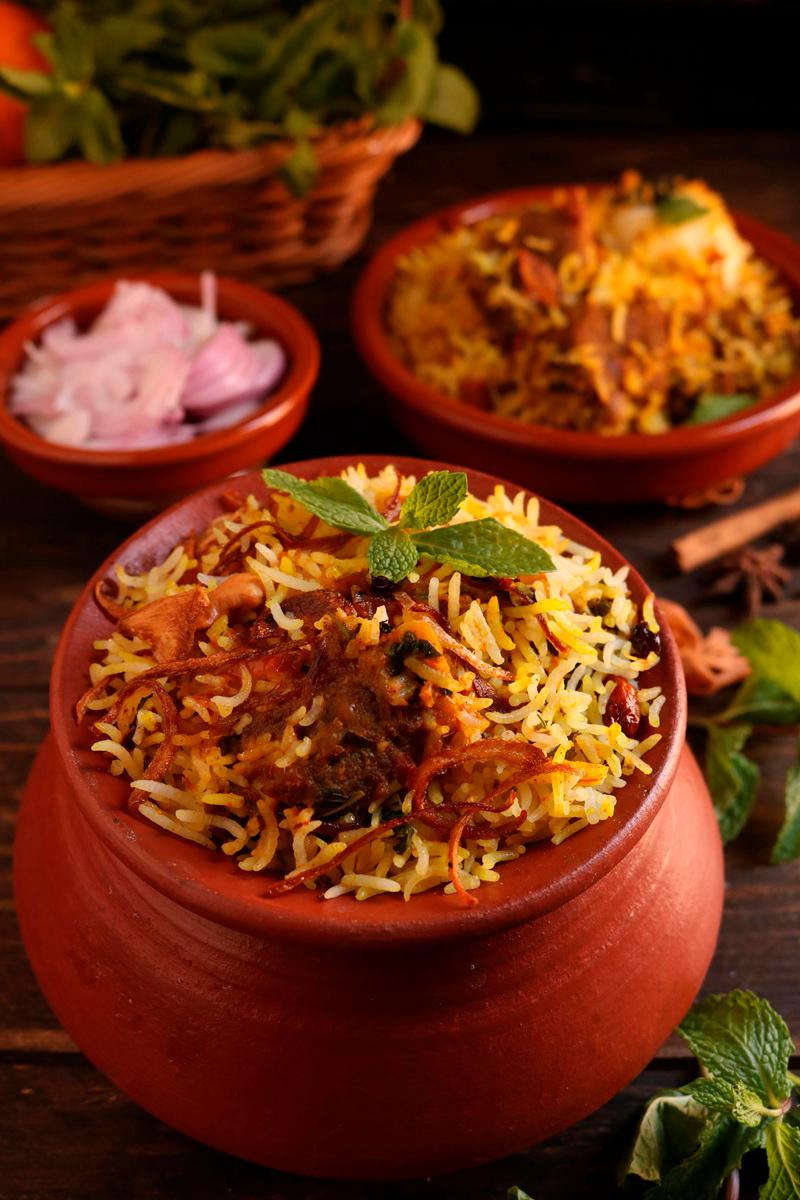 Claypots are ideal as serving dishes because they retains heat longer. – PEXELSPIC