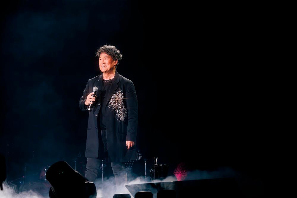 On Oct 18, let Chau’s songs bring us back to who we once were.