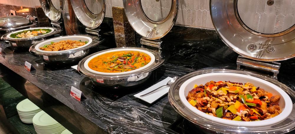 $!Ample buffet dishes to select from.