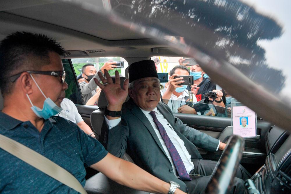 Sabah yang Dipertua Negeri asks for time to decide on CM’s post - Bung Moktar
