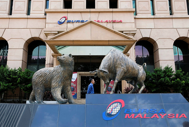 Bursa Malaysia slightly lower in early trade