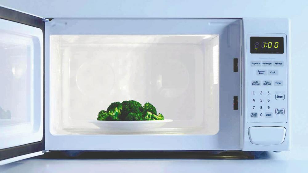 $!Reheating meals is easy with a microwave while consuming less electricity. - HEALTHLINE