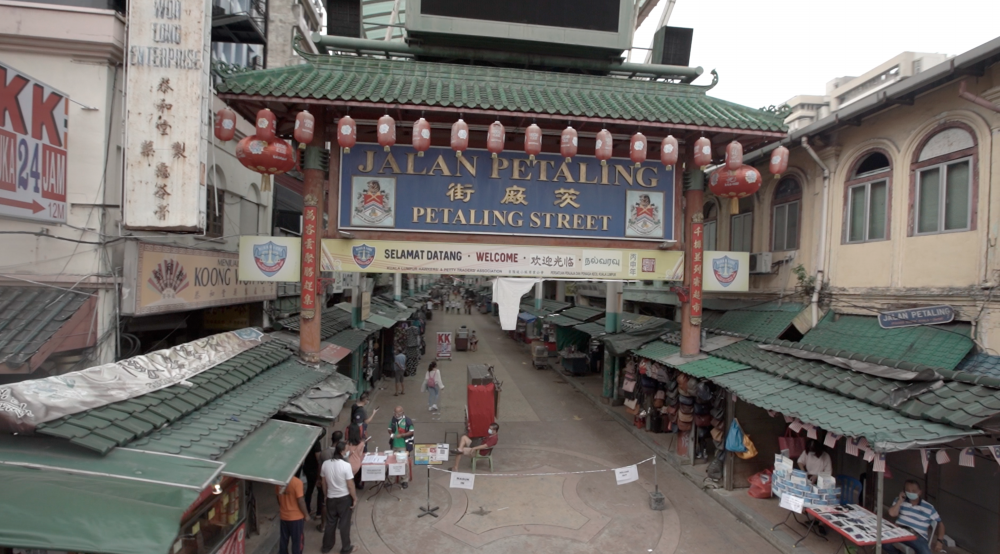 $!Petaling Street has a rich history, and is a haven for street shopping. – Sunpix by Norman Hiu
