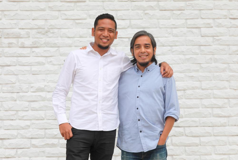 Brothers Shazwan (right) and Shazwali now share more than just blood. – ASYRAF RASID/THESUN