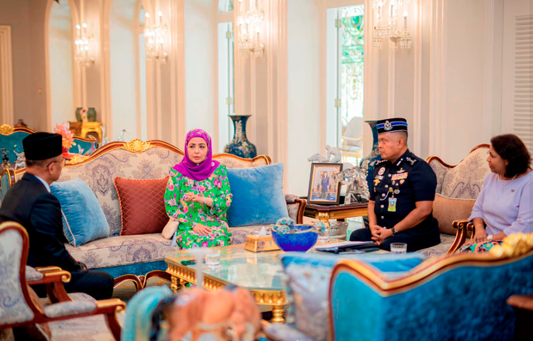 Her Royal Highness was briefed on the facts of the case by Johor police chief Datuk Kamarul Zaman Mamat at Istana Bukit Serene/The Royal Johor/FBPIX