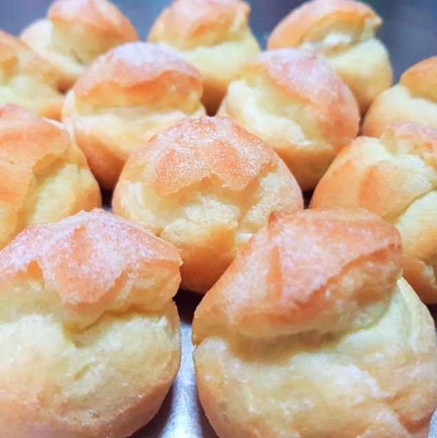 $!Durian custard tarts are filled with durian paste, perfect for snacks. – CAROUSELL