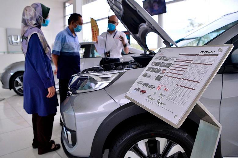 Weaker consumer sentiment could dent auto sector TIV in Q4: CGS-CIMB