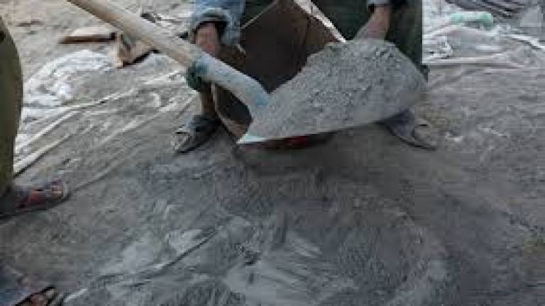 Cement makers agree not to raise price