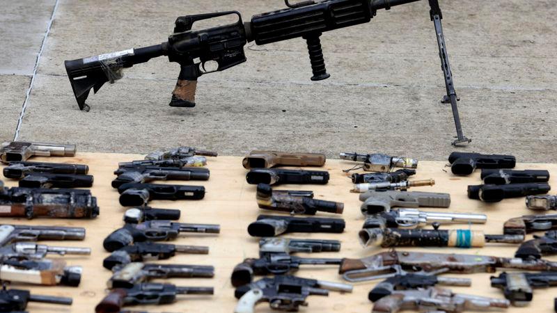 Weapons seized by Mexican security forces are pictured at a military headquarters before being destroyed © Ulises Ruiz / AFP/File