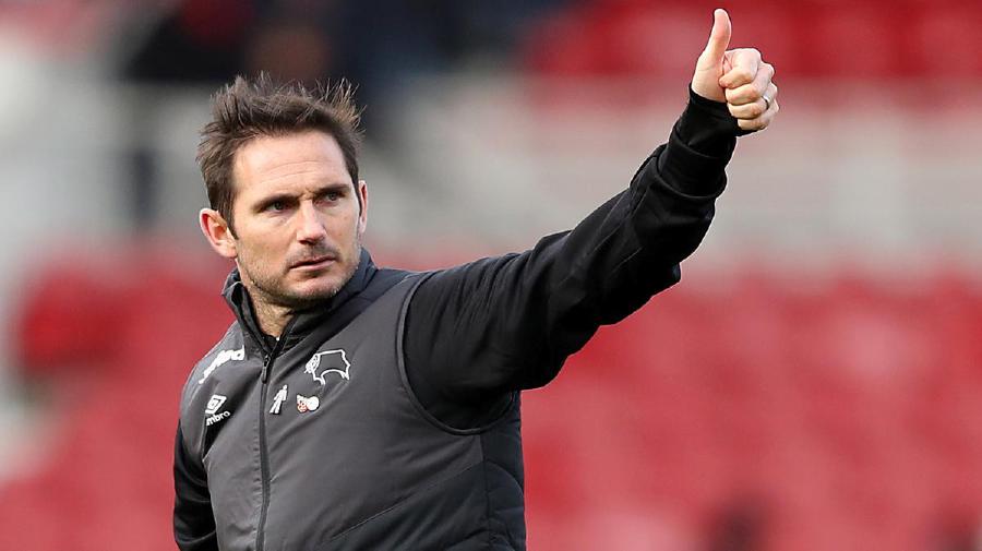 Arsenal out to close gap on Liverpool, Lampard seeks first win