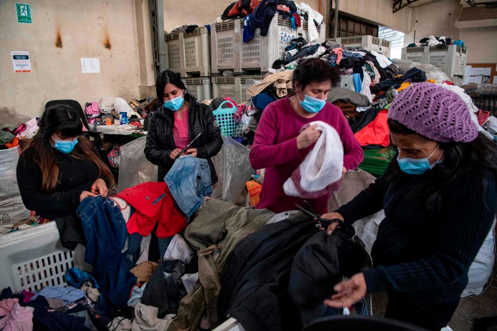 Chile's desert dumping ground for fast fashion leftovers, Environment News