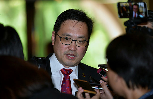 Sarawak DAP chairman Chong Chieng Jen. — Bernama