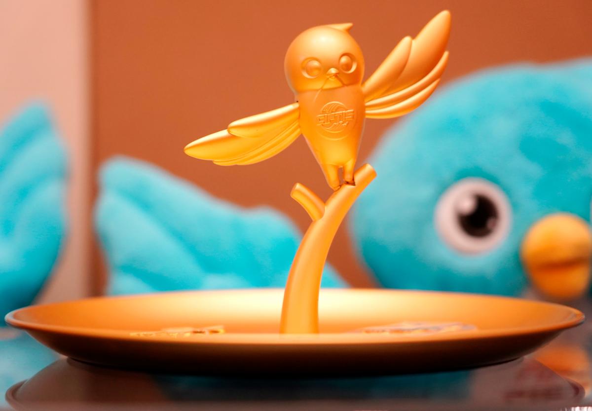 $!The CIFTIS mascot “Fu Yan,” photographed on August 11 by Zhang Chenlin, Xinhua News Agency, at the 2025 CIFTIS media briefing.