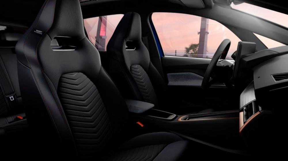 $!The sports seats of the Cupra Born are made from a sustainable material.