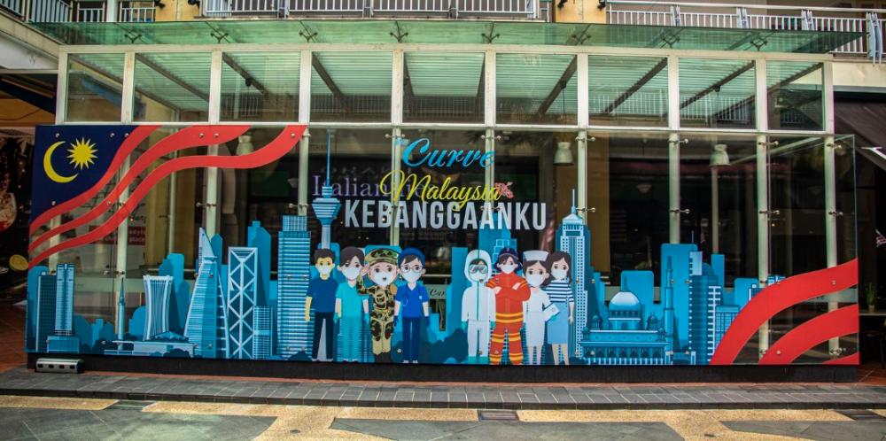 Attractive prizes awaits shoppers in the Curve’s Malaysia Day campaign