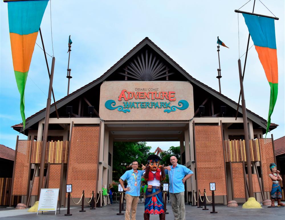 DCAWP is now open ... (from L) the park’s vice president of sales and marketing Edward Lai and Jouett ready to welcome guests to its many attractions.