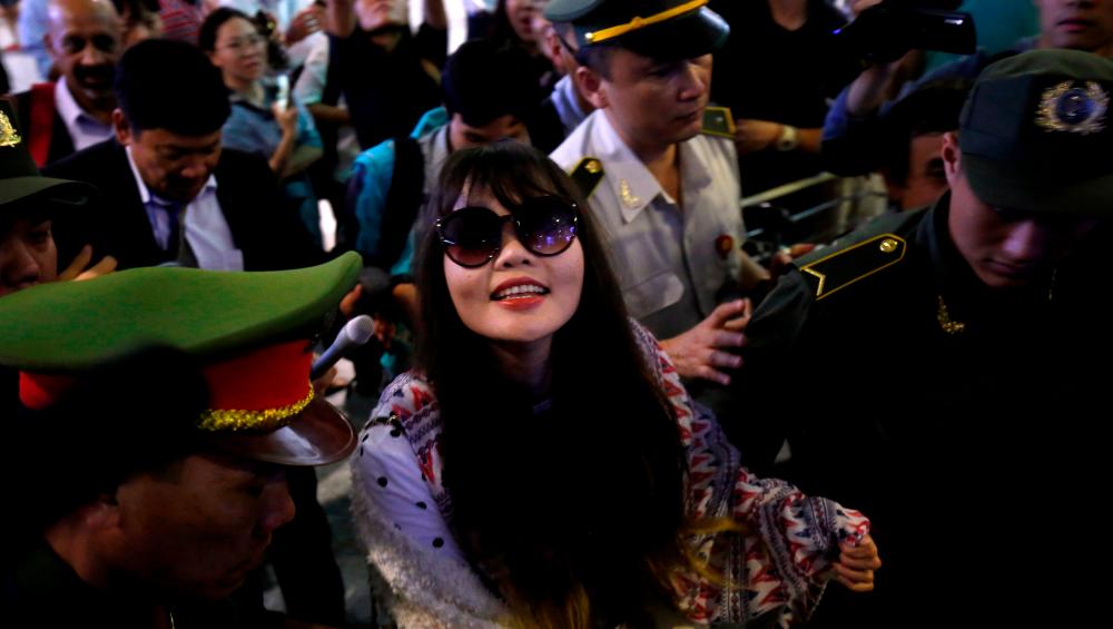 Vietnamese national Doan Thi Huong, who spent more than two years in a Malaysian prison for allegedly killing Kim Jong Nam, the half-brother of North Korea's leader, arrives at Noi Bai airport, in Hanoi, Vietnam May 3, 2019. — Reuters