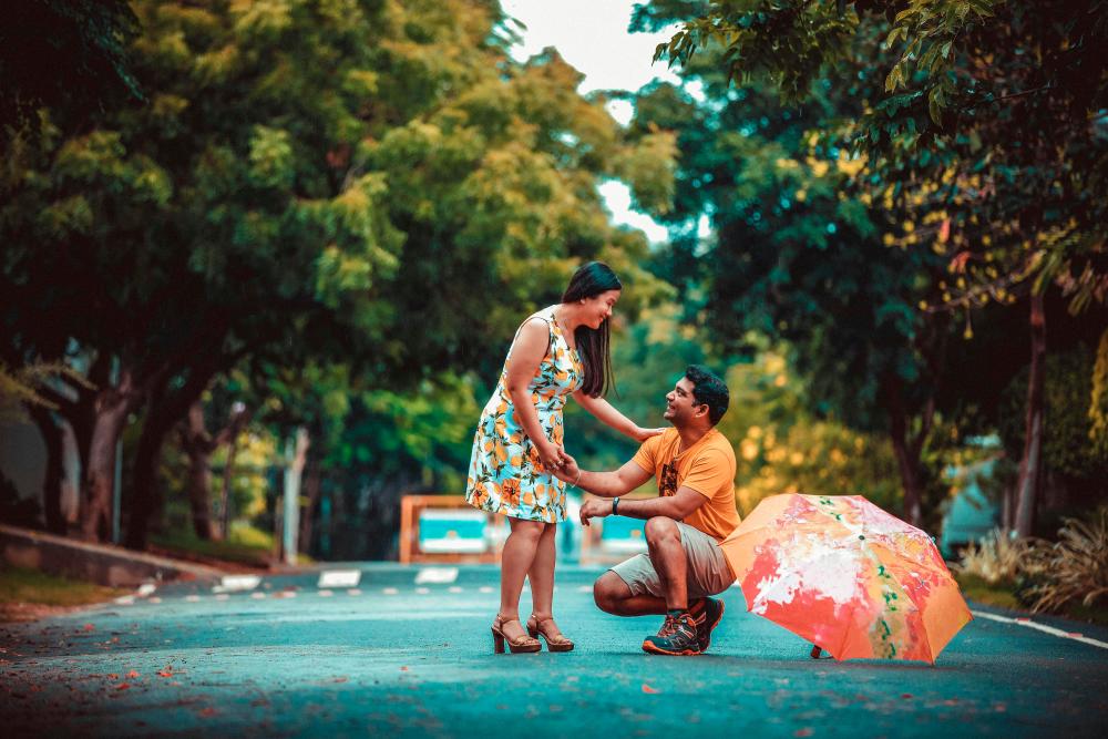 A creative proposal ensures a cherished story you both will share for years. – ALL PICS BY FREEPIK