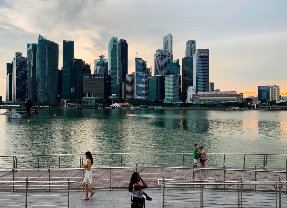 Singapore unveils $4.5 bln package to tackle virus outbreak