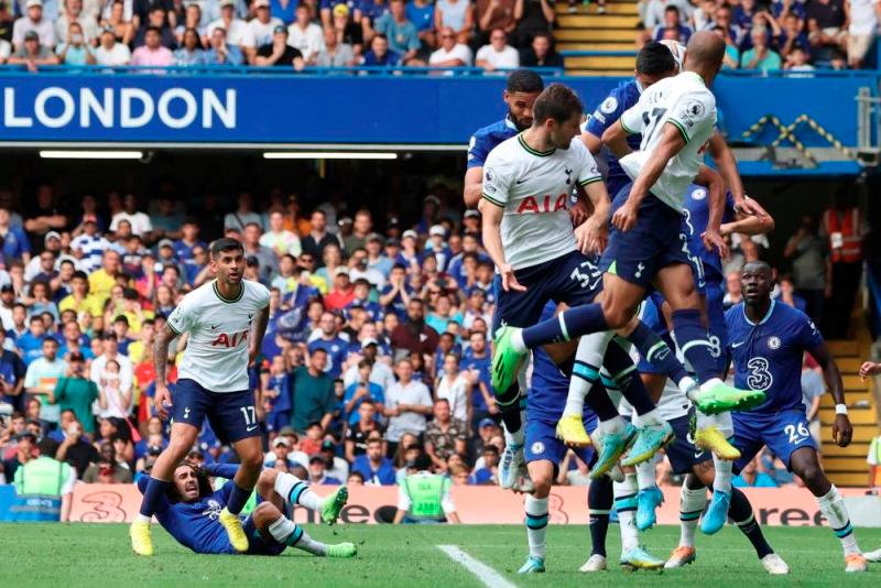 Chelsea’s Marc Cucurella reacts after having his hair pulled by Tottenham Hotspur’s Cristian Romero a tStamford Bridge, London August 14, 2022. REUTERSPIX