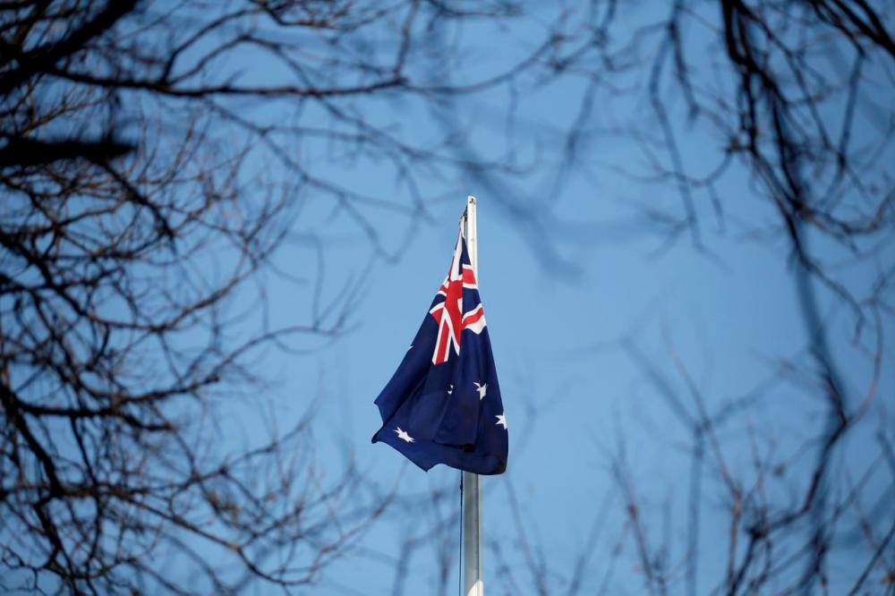 Australian states squabble over reopening domestic borders
